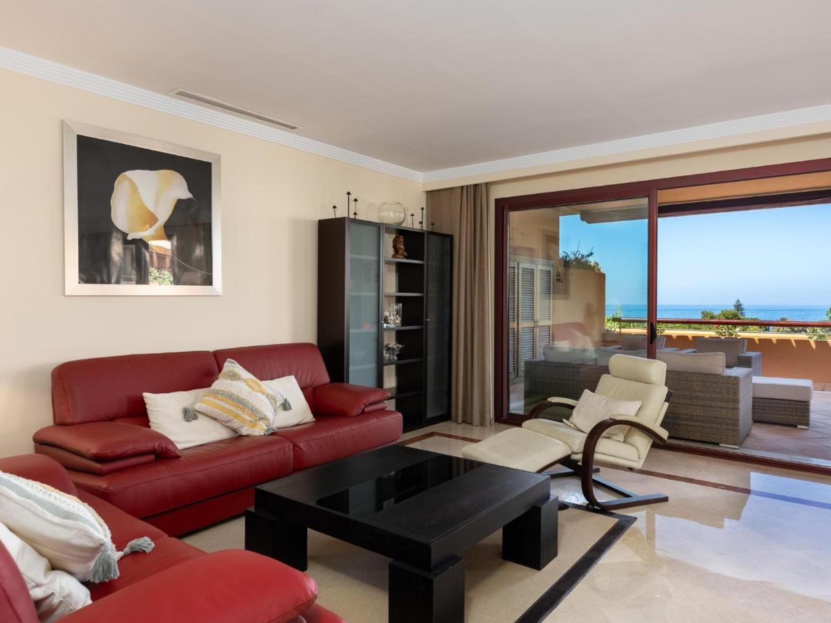 Casa de férias Duplex Penthouse With The Sea Views, Luxury Urbanization Marbella